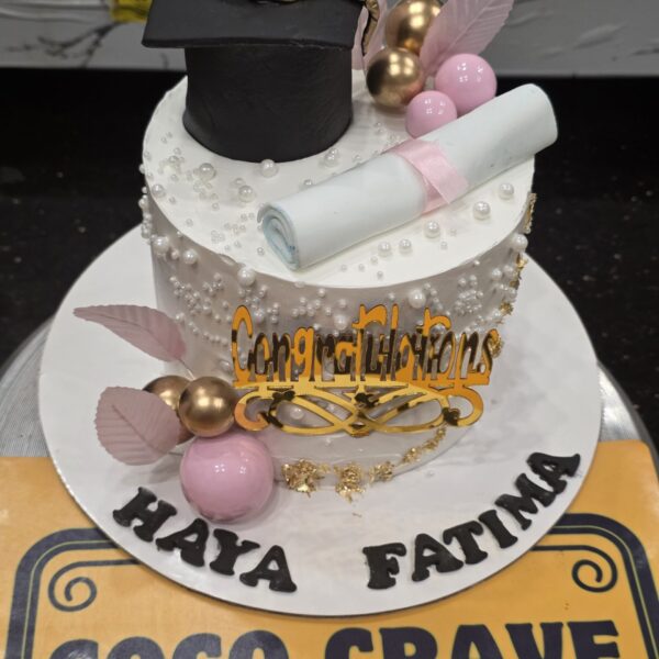 Graduation Cakes in Lahore