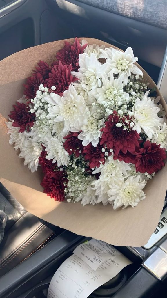 Chrysanthemum Flowers in Lahore