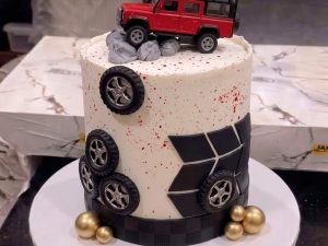 Vintage Car Cake by Coco Crave — premium vintage car cake delivered in Lahore