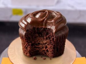 Chocolate Fudge Cupcake in Lahore — delivered in Lahore, Lahore