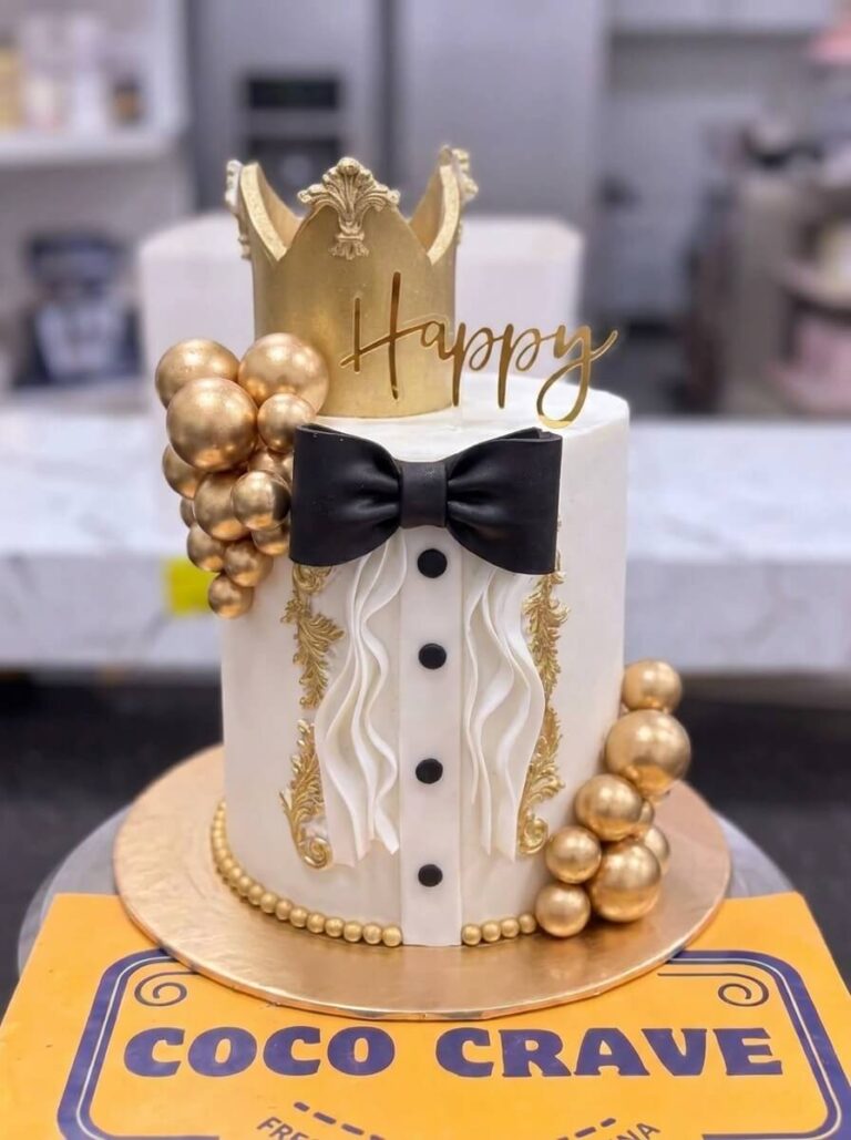 Tuxedo Crown Cake in Lahore