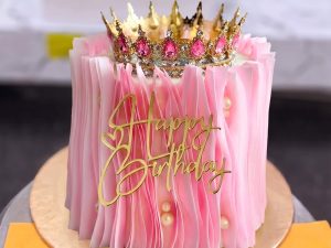 Pink Ruffle Crown Cake in Lahore — Cococrave Lahore