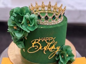 Green Floral Crown Cake in Lahore — delivered in Lahore, Lahore