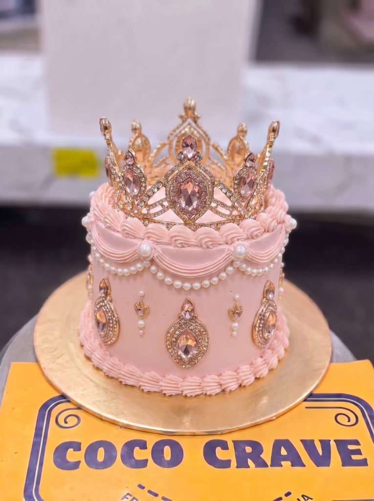 Pink Pearl Tiara Crown Cake in Lahore