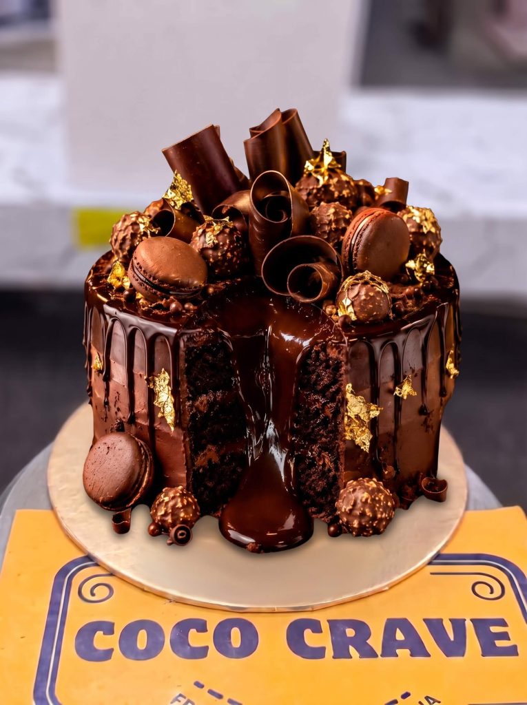 Chocolate Macaron Drip Cake in Lahore