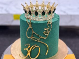 Emerald Thirty Crown Cake in Lahore — delivered in Lahore, Lahore