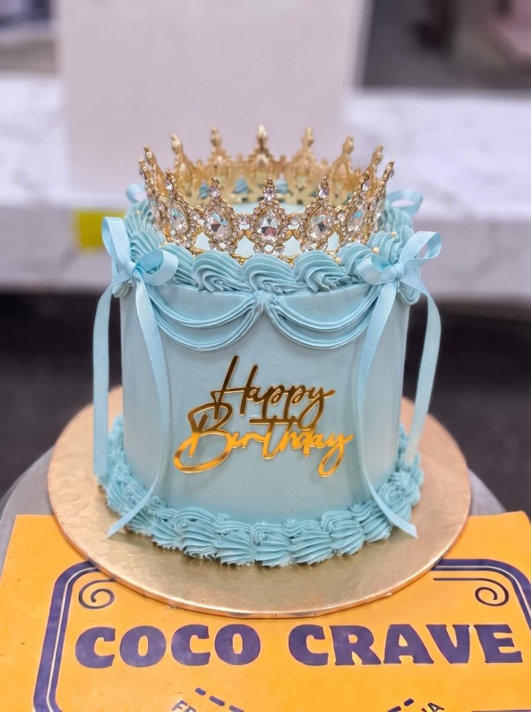 Blue Bow Crown Cake in Lahore