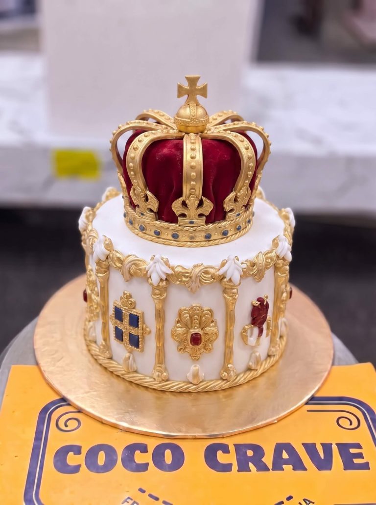 Crown Cakes