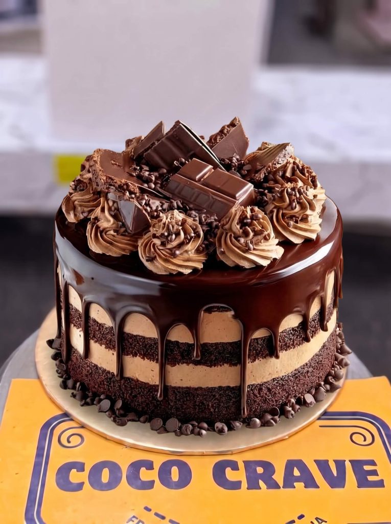 Chocolate Mousse Chunk Cake in Lahore