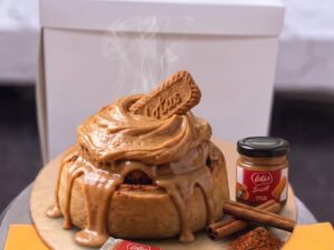 Golden Lotus Biscoff Cinnamon Roll in Lahore