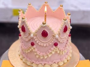 Pink Ruby Crown Cake in Lahore — delivered in Lahore, Lahore