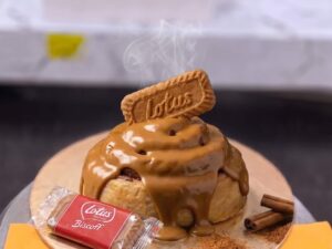 Lotus Biscoff Cinnamon Roll in Lahore