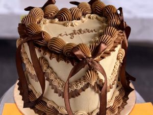 Vintage Bow Coffee Cake in Lahore — delivered in Lahore, Lahore