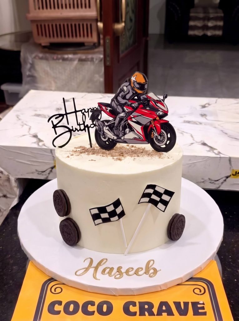 Motorbike Cake in Lahore