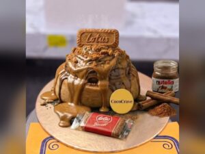 Lotus Biscoff and Nutella Loaded Cinnamon Roll in Lahore — delivered in Nfc Housing Society, Lahore