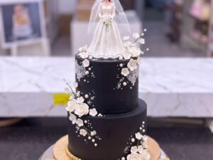 Black Bride Figurine Bridal Shower Cake in Lahore — CocoCrave Lahore