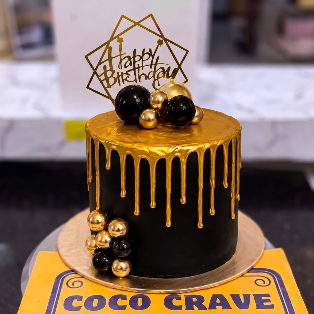 Black Gold Drip Birthday Cake in Lahore Black Gold Drip Birthday Cake in Lahore — CocoCrave Lahore