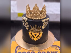 Black Gold Lion Crown Cake in Lahore