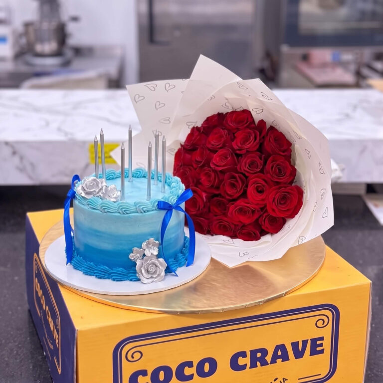 Blue Cake and Red Rose Bouquet Gift Set in Lahore