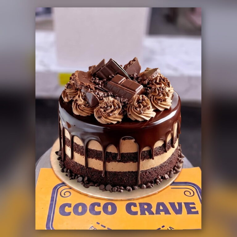 Chocolate Mousse Chunk Cake in Lahore