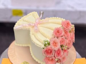 Cream Heart Cake with Pink Roses in Lahore