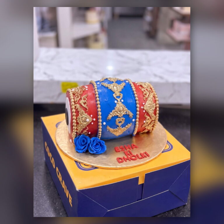 Dholki Mehndi Cake in Lahore