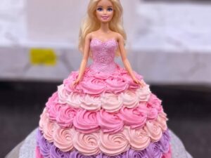 Doll Cake in Lahore