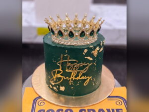 Emerald Green Gold Leaf Crown Cake in Lahore