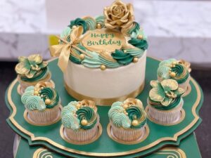 Emerald Green Rose Cake and Cupcakes Set in Lahore