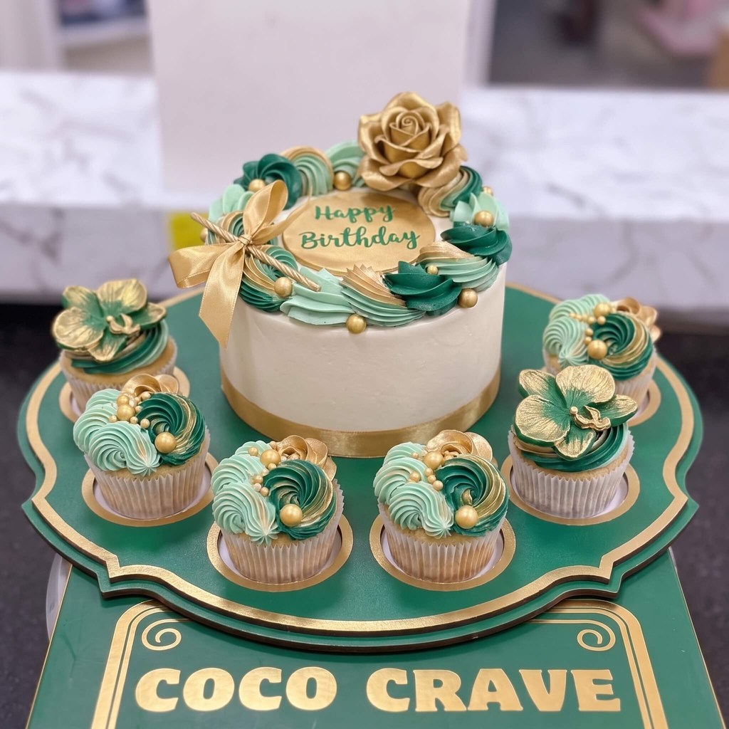 Emerald Green Rose Cake and Cupcakes Set in Lahore Emerald Green Rose Cake and Cupcakes Set in Lahore — CocoCrave Lahore