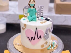 Lady Doctor Cake in Lahore