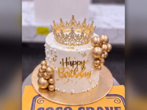 Gold Balloon Pearl Crown Cake in Lahore