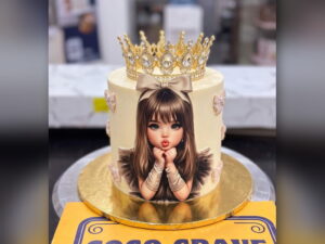 Golden Crown Cake for Girls in Lahore