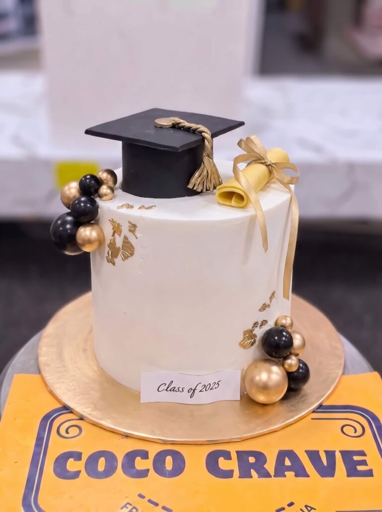 Graduation Cap Cake in Lahore