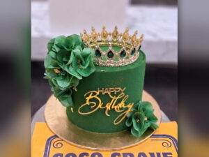 Green Floral Crown Cake in Lahore