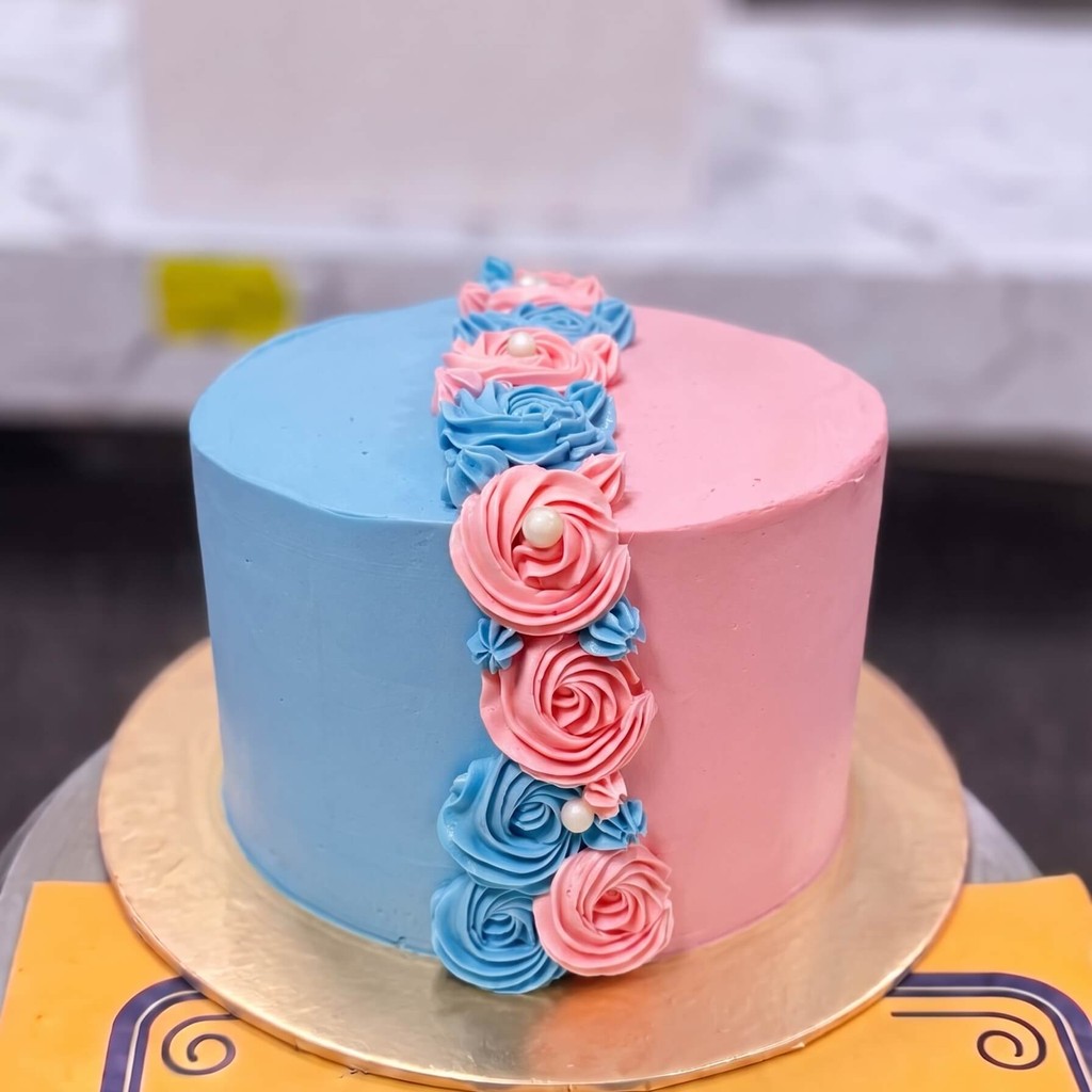 Half Blue Half Pink Rose Cake in Lahore Half Blue Half Pink Rose Cake by CocoCrave.pk in Lahore