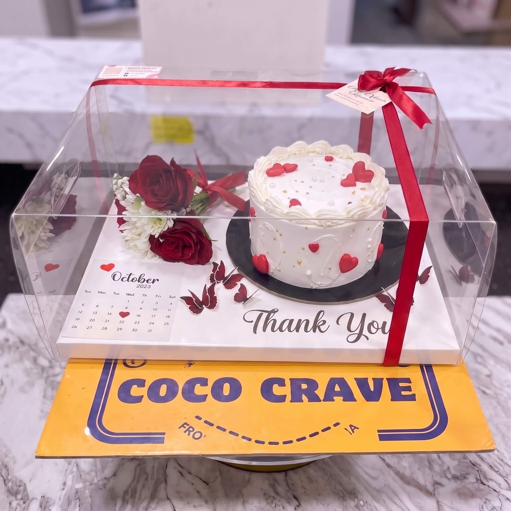 Heart Thank You Cake and Red Rose Gift Box in Lahore Heart Thank You Cake and Red Rose Gift Box in Lahore — CocoCrave Lahore