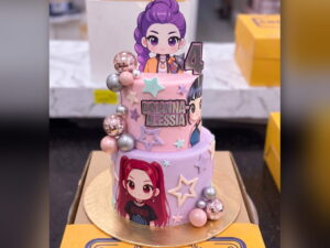 K-Pop Girl Band Cake in Lahore — CocoCrave.pk Lahore