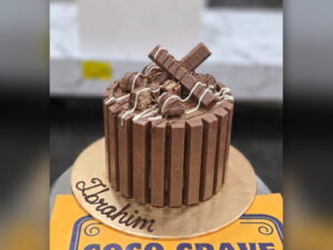 KitKat Chocolate Cake in Lahore