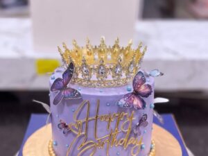 Lilac Butterfly Crown Cake in Lahore