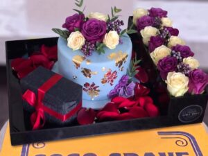 Lilac Floral Cake with Purple Rose Gift Box in Lahore