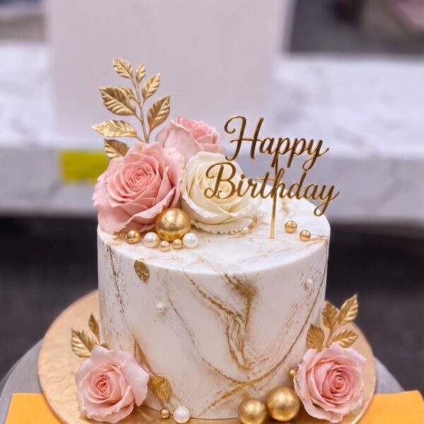 Marble Rose Crown Cake in Lahore — delivered in Sabzazar, Lahore