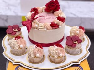 Maroon Rose Cake and Cupcakes Set in Lahore