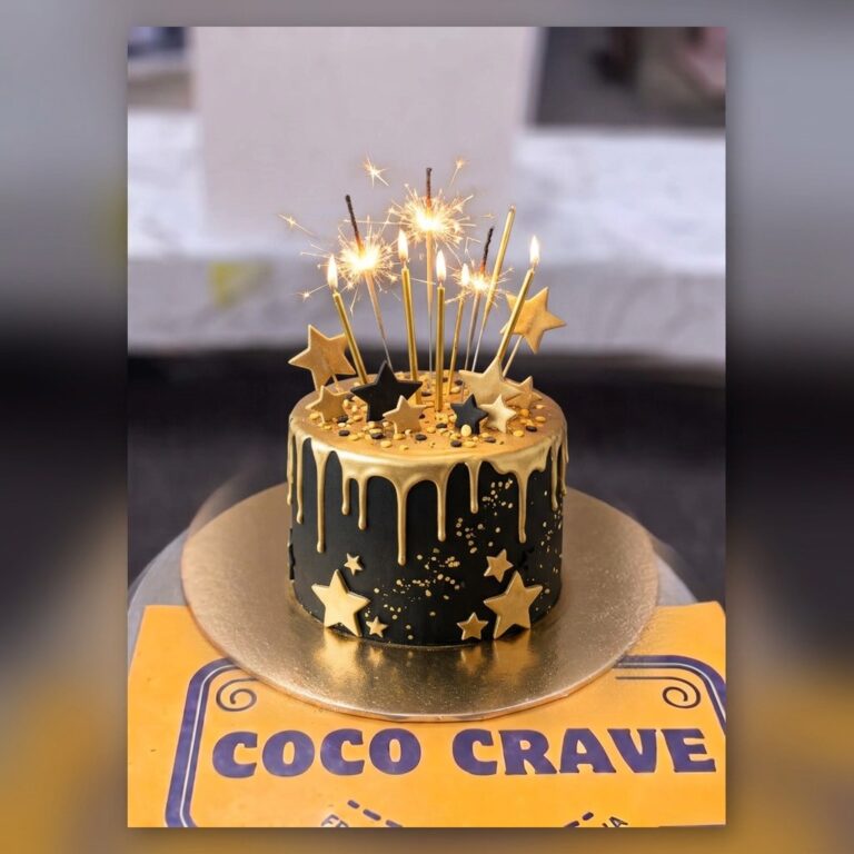 New Year Cakes in Lahore