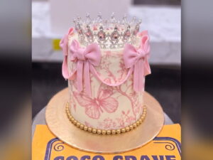 Pink Butterfly Bow Crown Cake in Lahore