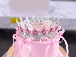 Pink Ribbon Tiara Crown Cake in Lahore