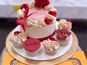 Pink Rose Cake and Cupcakes Gift Set in Lahore