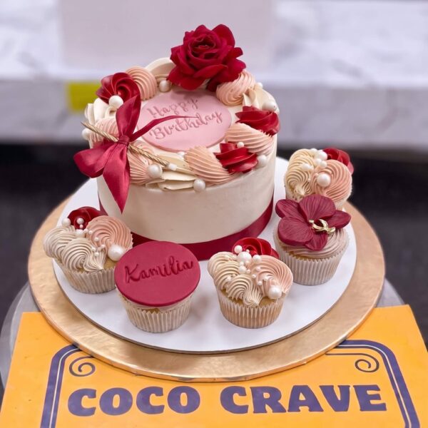 Pink Rose Cake and Cupcakes Gift Set in Lahore — delivered in Lahore