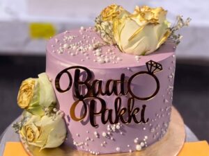 Purple Baat Pakki Cake with Roses in Lahore