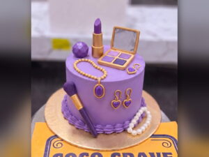 Purple Doll Glam Cake in Lahore